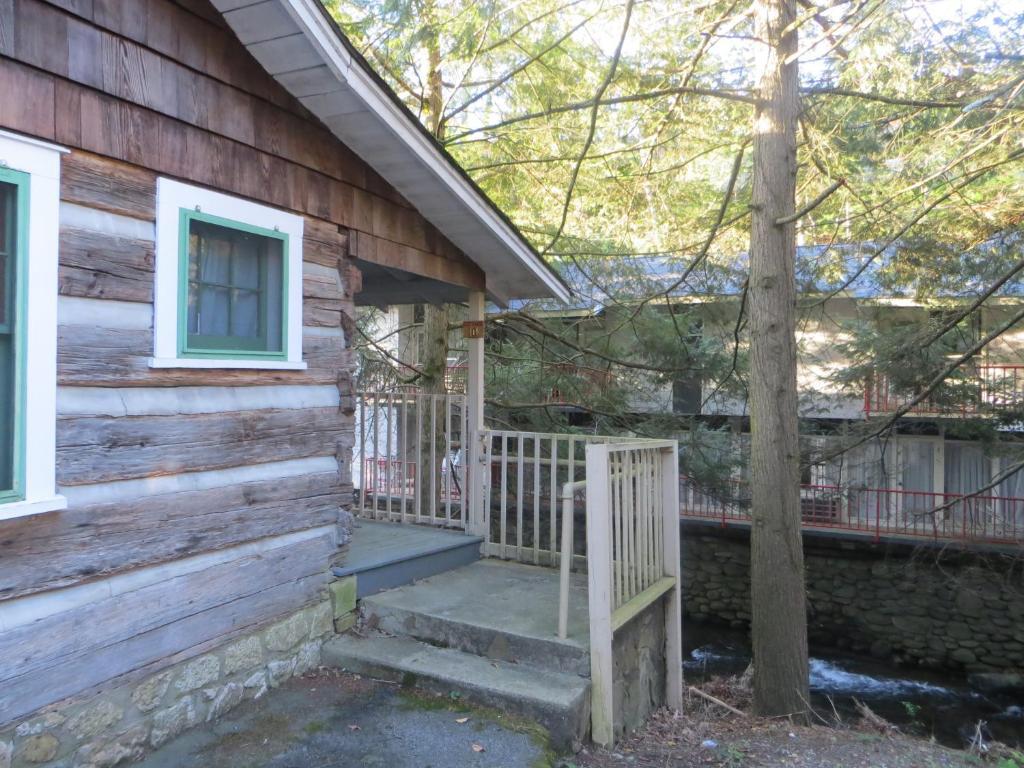 Terrace Inn On The Water Gatlinburg Exterior foto